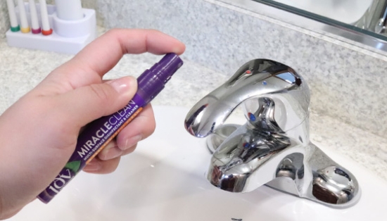 Picture 2 of 4pk Miracle Clean Spray Pens: 4 in 1 Multi-Surface Cleaner, Disinfectant and more