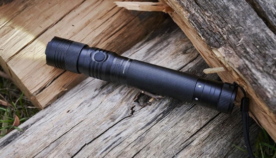 Picture 3 of Hydracell Aqua Flash: The Water Powered Flashlight
