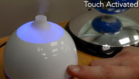 Picture 5 of Mini LED Humidifier and Diffuser 