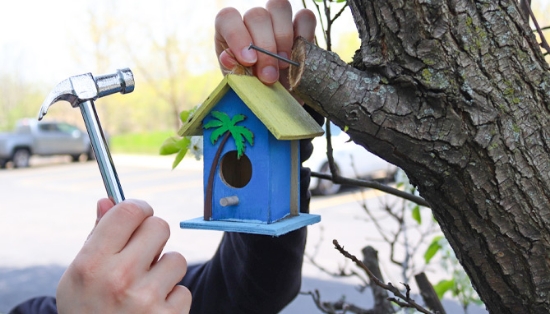 Picture 4 of The Handy Hammer by Kikkerland: 5-in-1 Hammer and Screwdriver Set   